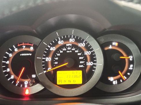 Used 2008 Toyota RAV4 Limited AWD/4WD image 19