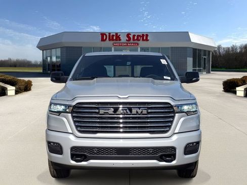 New 2026 RAM 1500 Laramie AWD/4WD image 3
