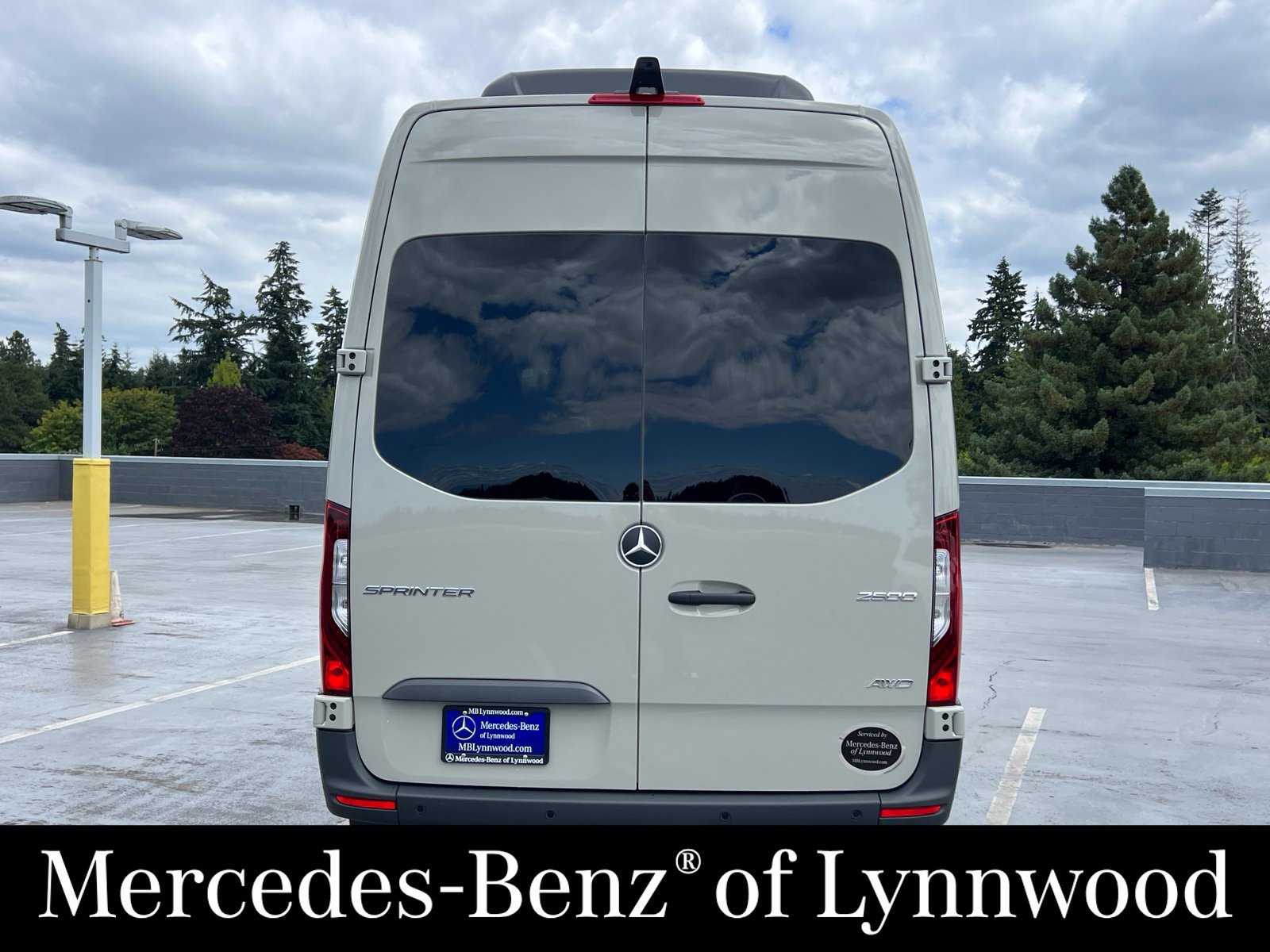 New 2026 Mercedes-Benz Sprinter 2500 image 9