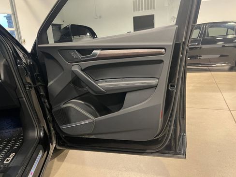 Used 2023 Audi Q5 2.0T Premium Plus w/ Premium Plus Package image 42