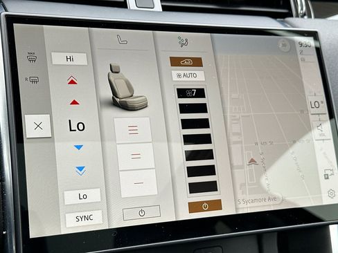 Used 2025 Land Rover Discovery Sport S image 23