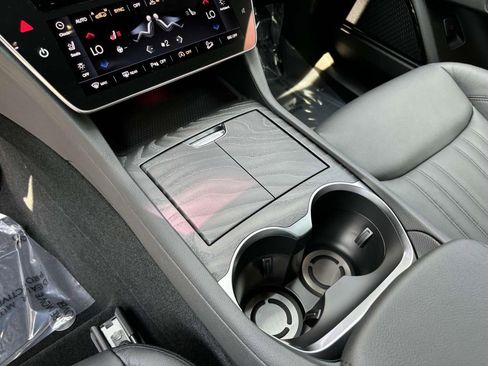 New 2024 Maserati Grecale GT image 36