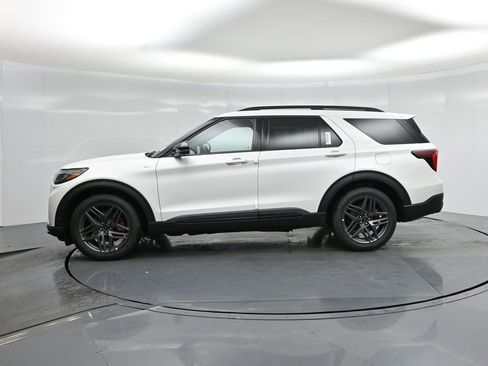 New 2026 Ford Explorer ST-Line image 30