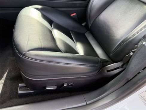 Used 2022 Tesla Model 3 image 14