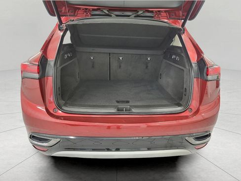 Used 2022 Buick Envision Essence w/ Sport Touring Package image 16