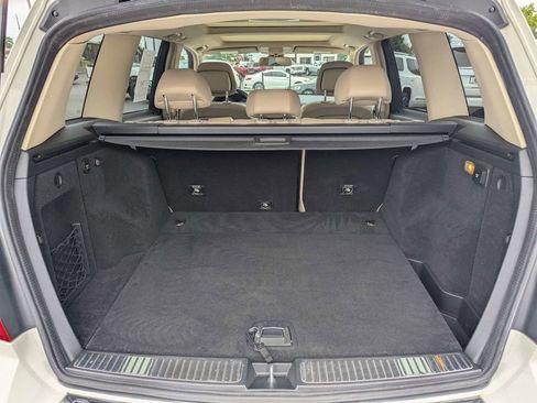 Used 2012 Mercedes-Benz GLK 350 2WD image 7