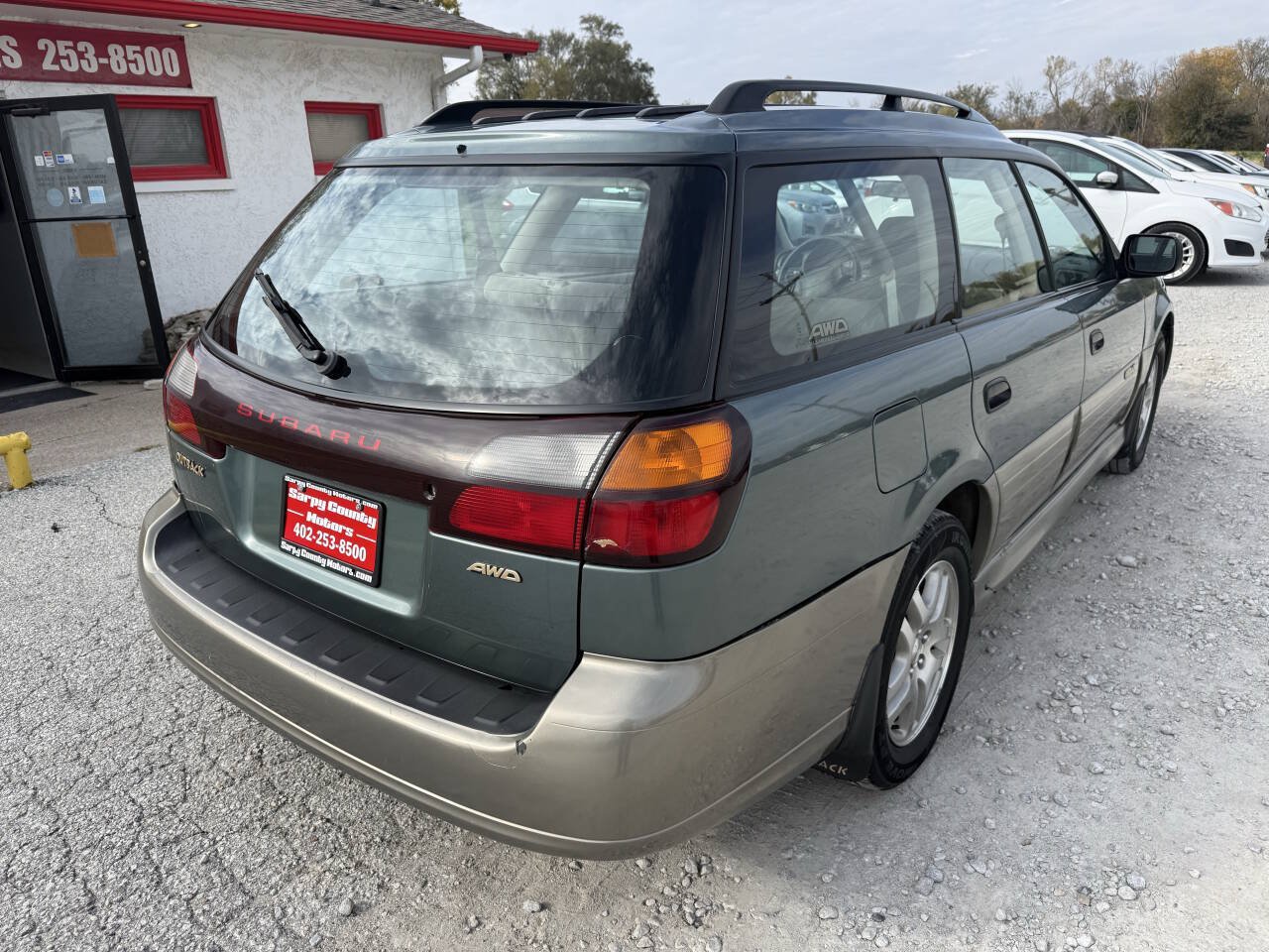 Used 2000 Subaru Outback Wagon AWD/4WD image 3