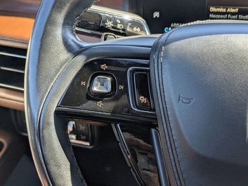 Used 2023 Lincoln Aviator Reserve w/ Equipment Group 201A image 25