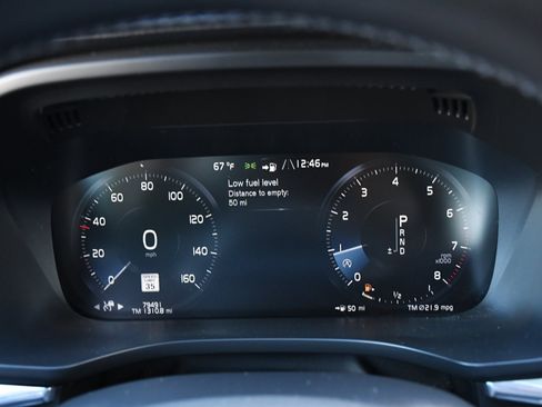 Used 2020 Volvo XC60 T6 Inscription w/ Protection Package Premier image 13