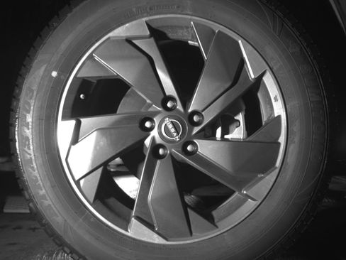 Used 2025 Nissan Rogue SV AWD/4WD image 13