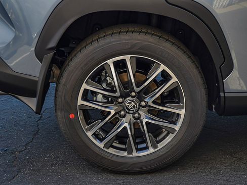 New 2026 Toyota Corolla Cross XLE image 12