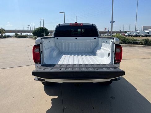 Used 2025 GMC Canyon Elevation w/ Convenience Package RWD image 4