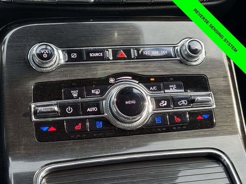 Used 2021 Lincoln Nautilus Reserve image 23