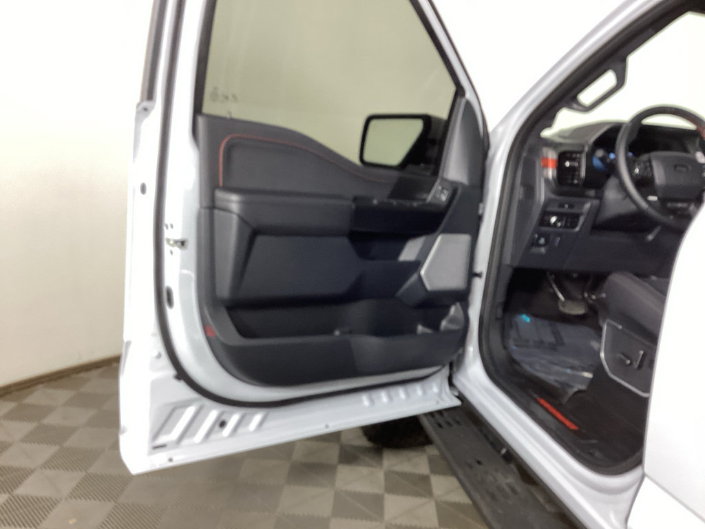 Used 2025 Ford F150 Raptor AWD/4WD image 15
