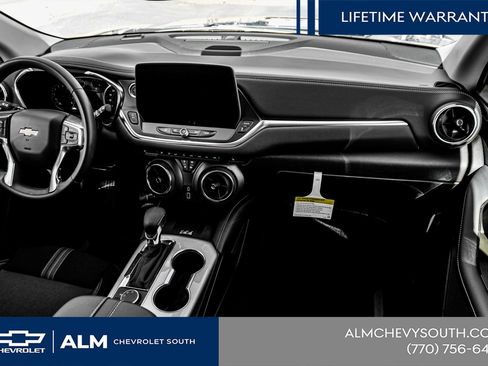 New 2026 Chevrolet Blazer LT w/ Convenience Package FWD image 22