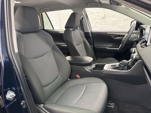 Certified 2025 Toyota RAV4 XLE image 51