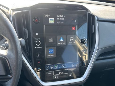 Used 2024 Subaru Crosstrek 2.0i Premium image 11