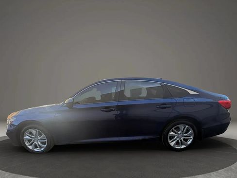 Used 2018 Honda Accord LX image 8