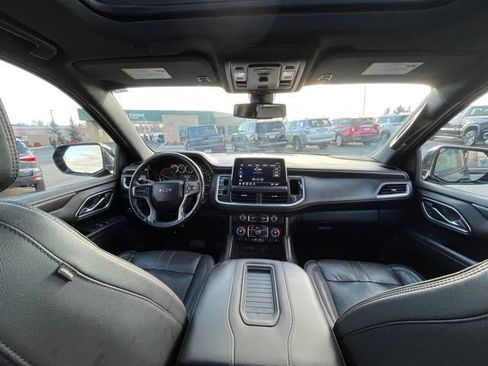 Used 2021 Chevrolet Suburban RST w/ Rear Media and Nav Package image 34