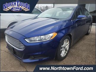 Used 2016 Ford Fusion SE video 1