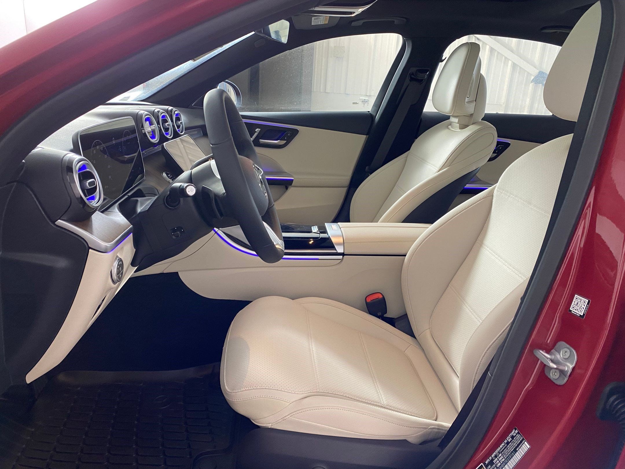 Used 2026 Mercedes-Benz C 300 4MATIC Sedan image 5