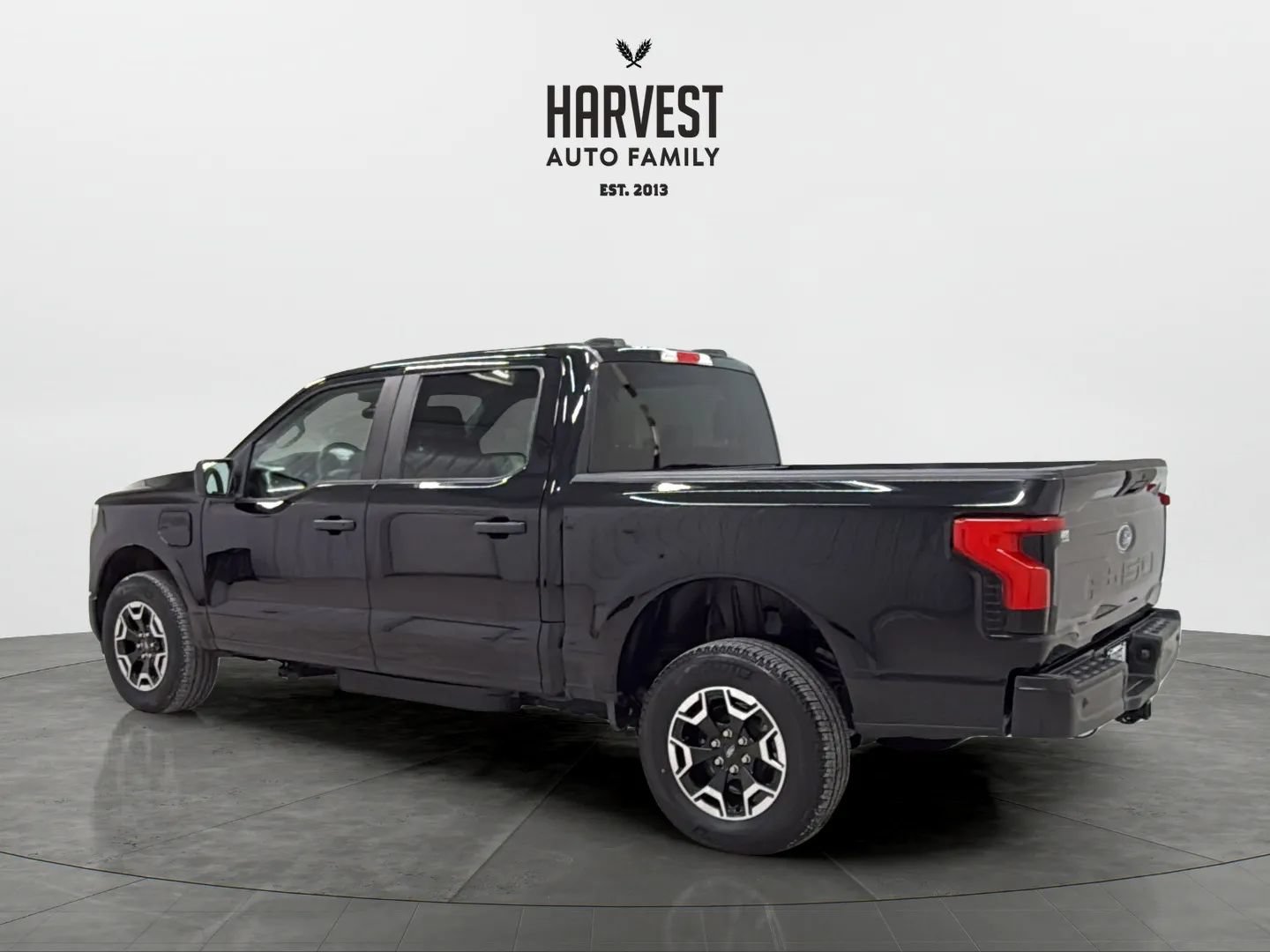 Used 2022 Ford F150 Lightning Pro AWD/4WD image 3