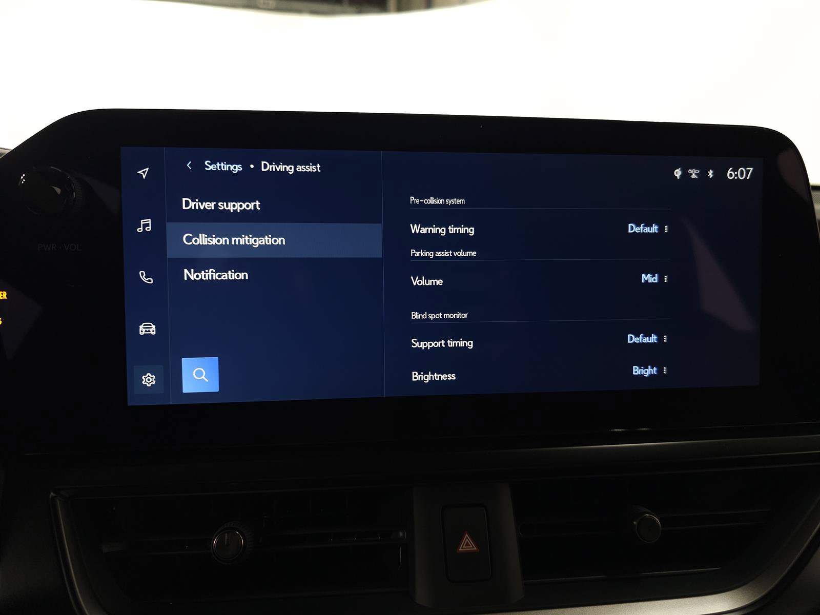 Used 2026 Lexus UX 300h AWD w/ Accessory Package (2T) image 25