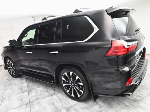 Used 2021 Lexus LX 570 4WD w/ Sport Package image 4