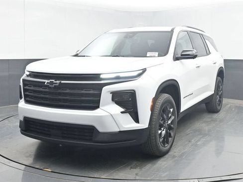 New 2026 Chevrolet Traverse LT w/ Midnight/Sport Edition FWD image 10