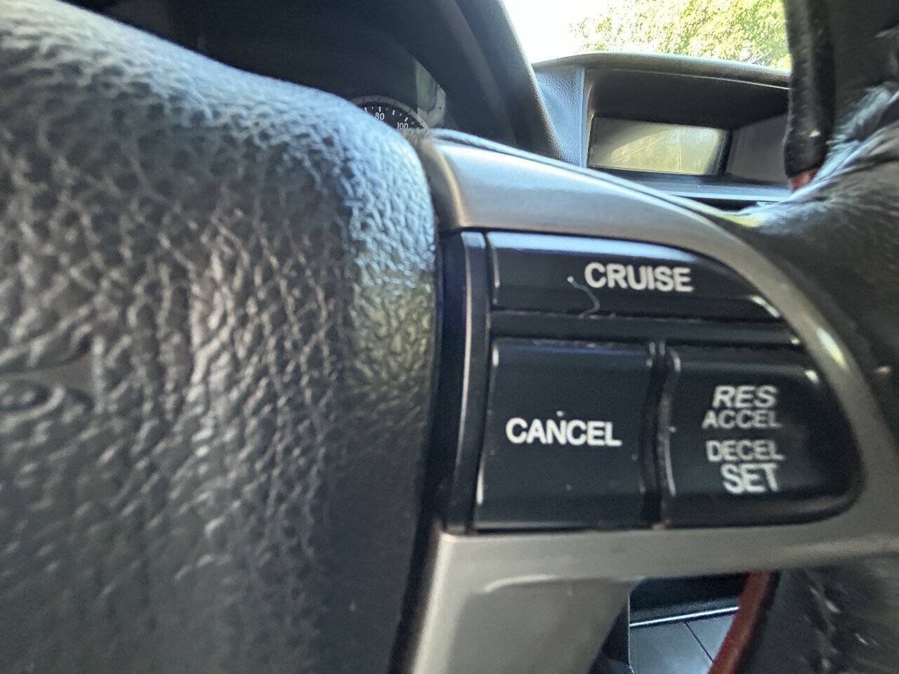 Used 2011 Honda Crosstour EX-L image 17