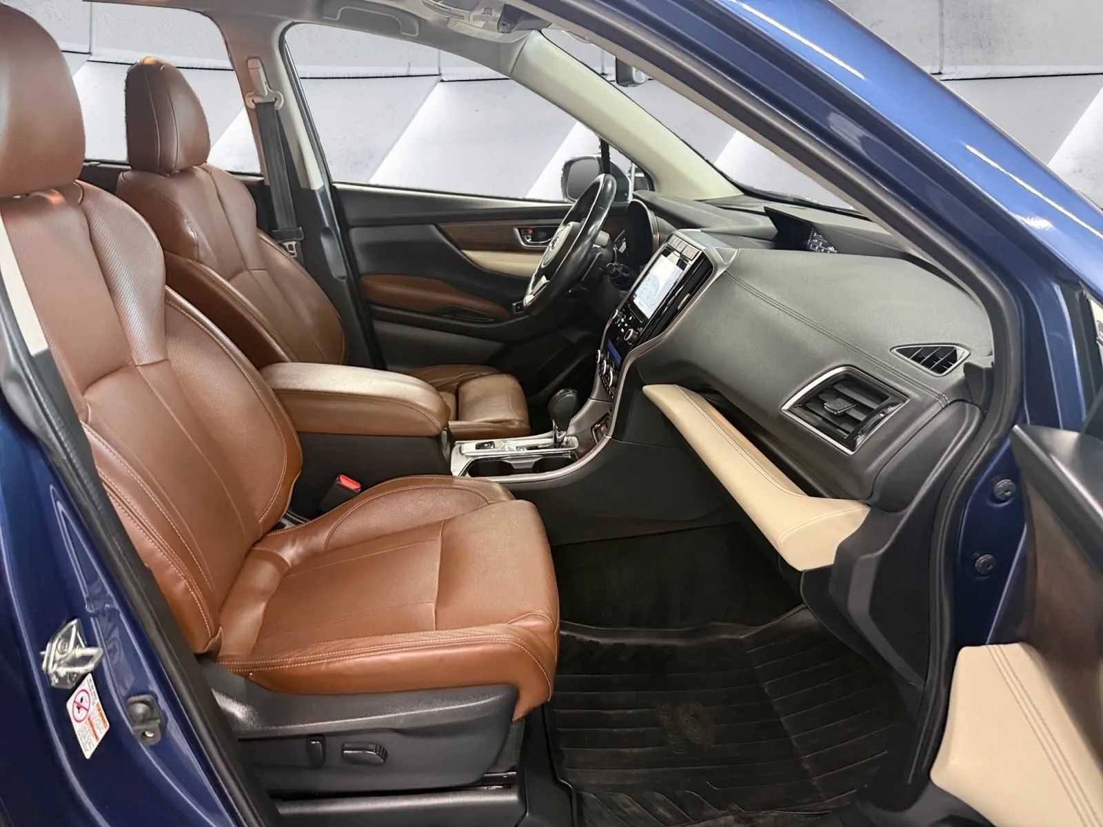 Used 2019 Subaru Ascent Touring AWD/4WD image 17