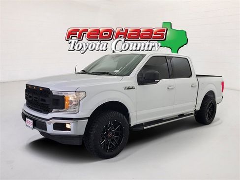 Used 2020 Ford F150 XLT w/ Equipment Group 302A Luxury image 1