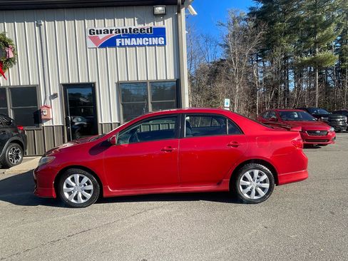 Used 2010 Toyota Corolla image 7