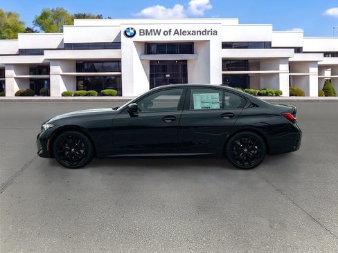 New 2026 BMW 330i xDrive Sedan w/ M Sport Package AWD/4WD image 4