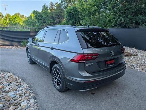 Certified 2021 Volkswagen Tiguan SE FWD image 3