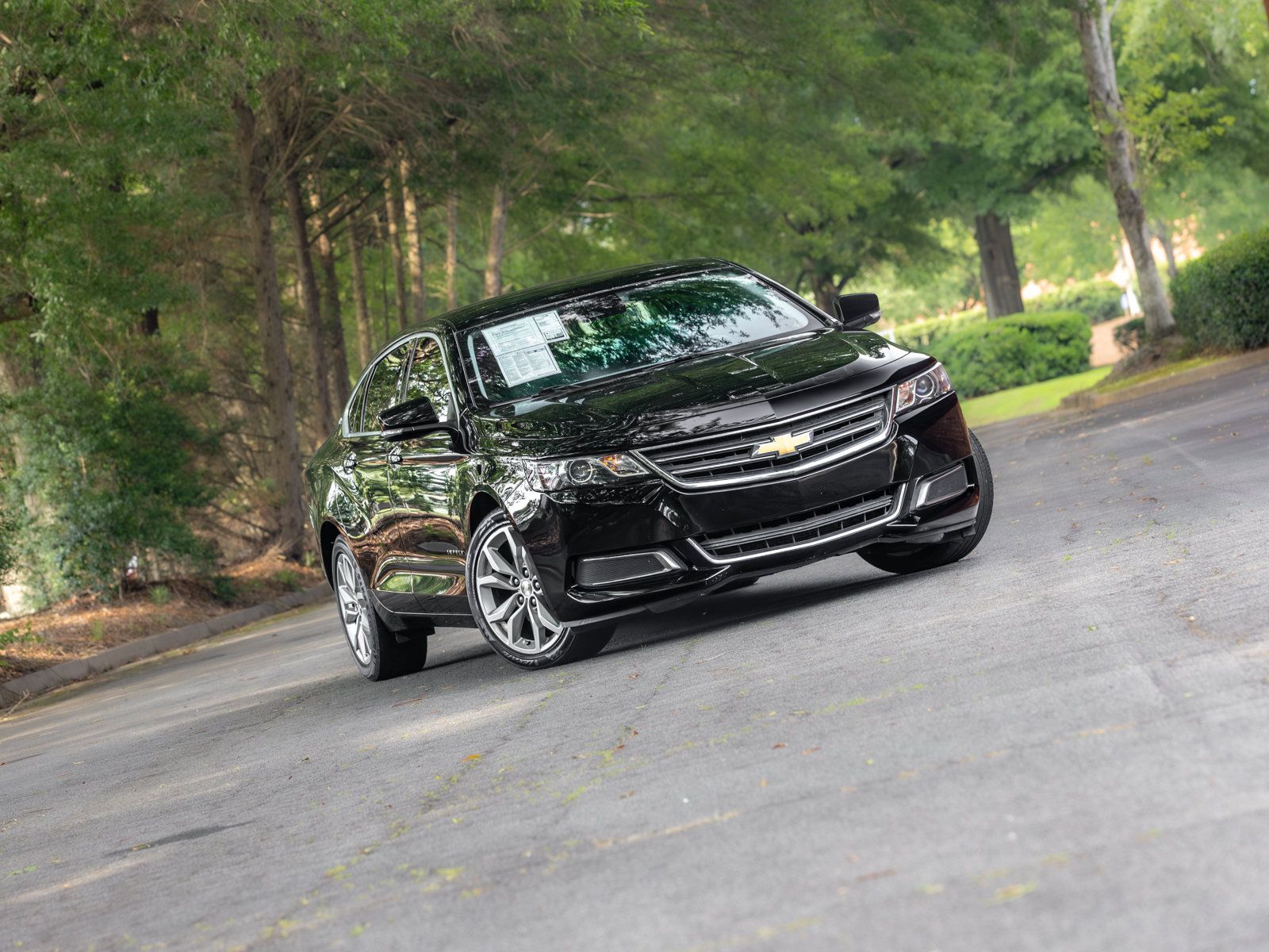 Used 2017 Chevrolet Impala LT w/ Leather Package FWD image 19