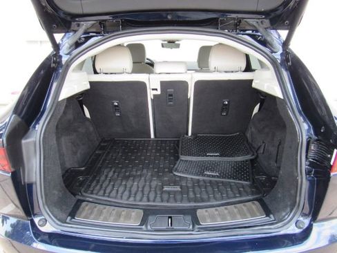 Used 2022 Jaguar E-PACE SE image 25