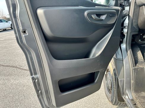New 2025 Mercedes-Benz Sprinter 2500 image 10