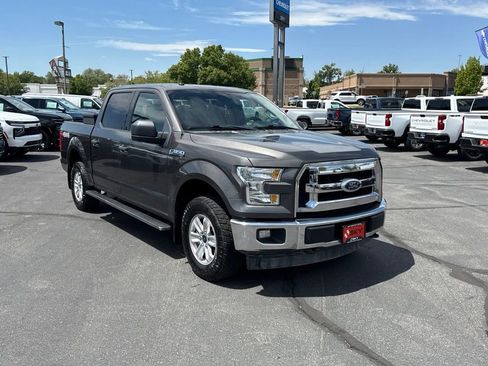 Used 2017 Ford F150 XLT AWD/4WD image 10