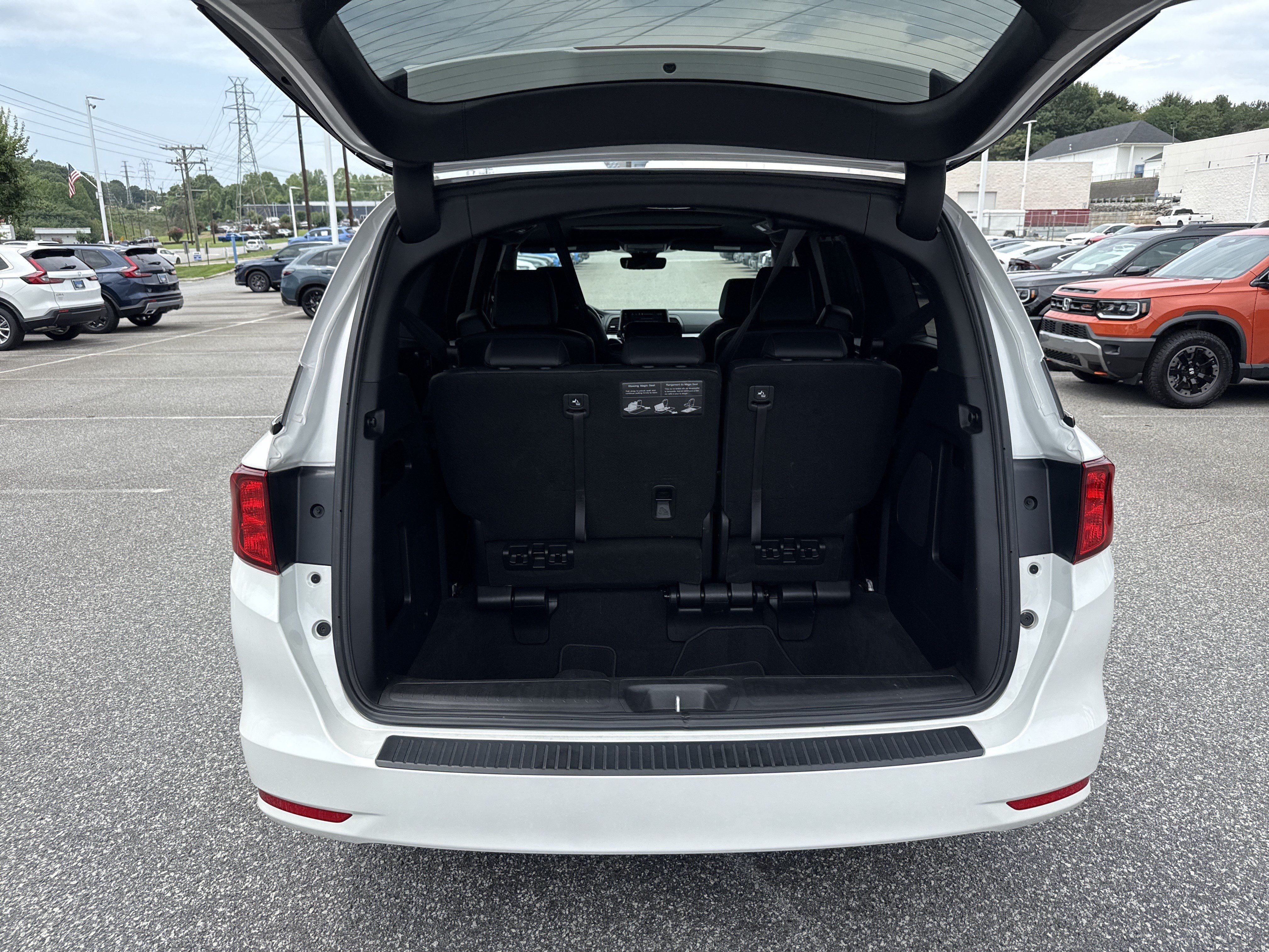 Certified 2024 Honda Odyssey Sport image 33