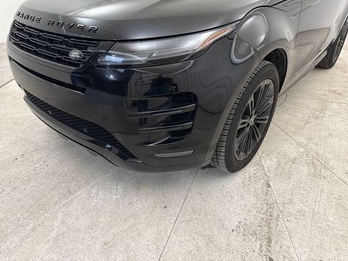 Used 2024 Land Rover Range Rover Evoque Dynamic SE AWD/4WD image 11