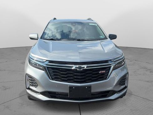 Used 2023 Chevrolet Equinox RS AWD/4WD image 2
