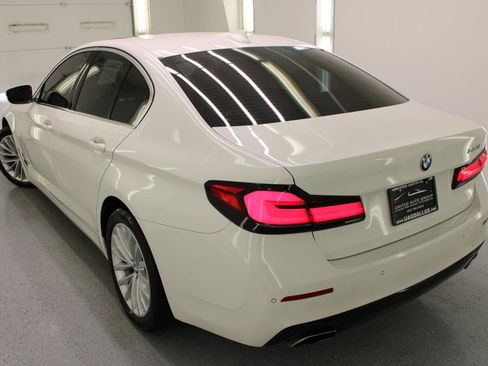 Used 2021 BMW 530i w/ Convenience Package RWD image 30