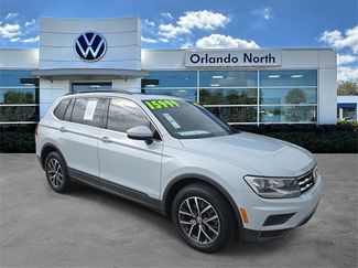 Used 2019 Volkswagen Tiguan SE w/ Panoramic Sunroof Package image 1