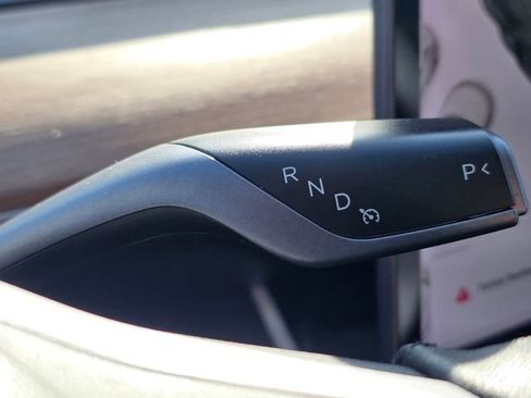 Used 2020 Tesla Model 3 Long Range AWD/4WD image 34