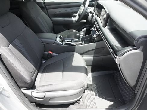 Used 2025 Hyundai Tucson SEL AWD/4WD image 23