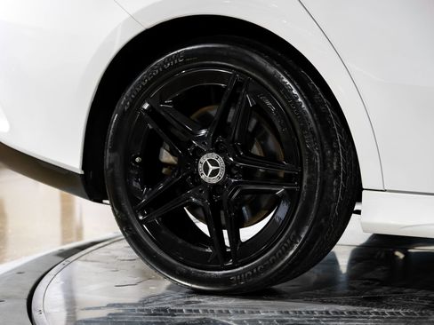 Used 2023 Mercedes-Benz CLA 250 4MATIC image 51