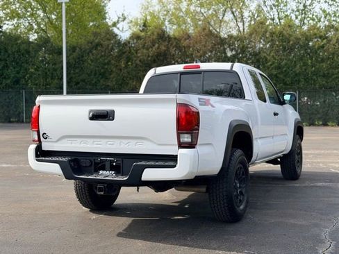 Used 2022 Toyota Tacoma SR w/ SX Package RWD image 4