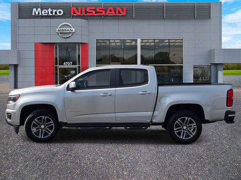 Used 2020 Chevrolet Colorado W/T w/ Custom Special Edition image 3