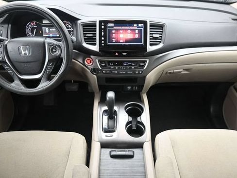 Used 2016 Honda Pilot EX image 22